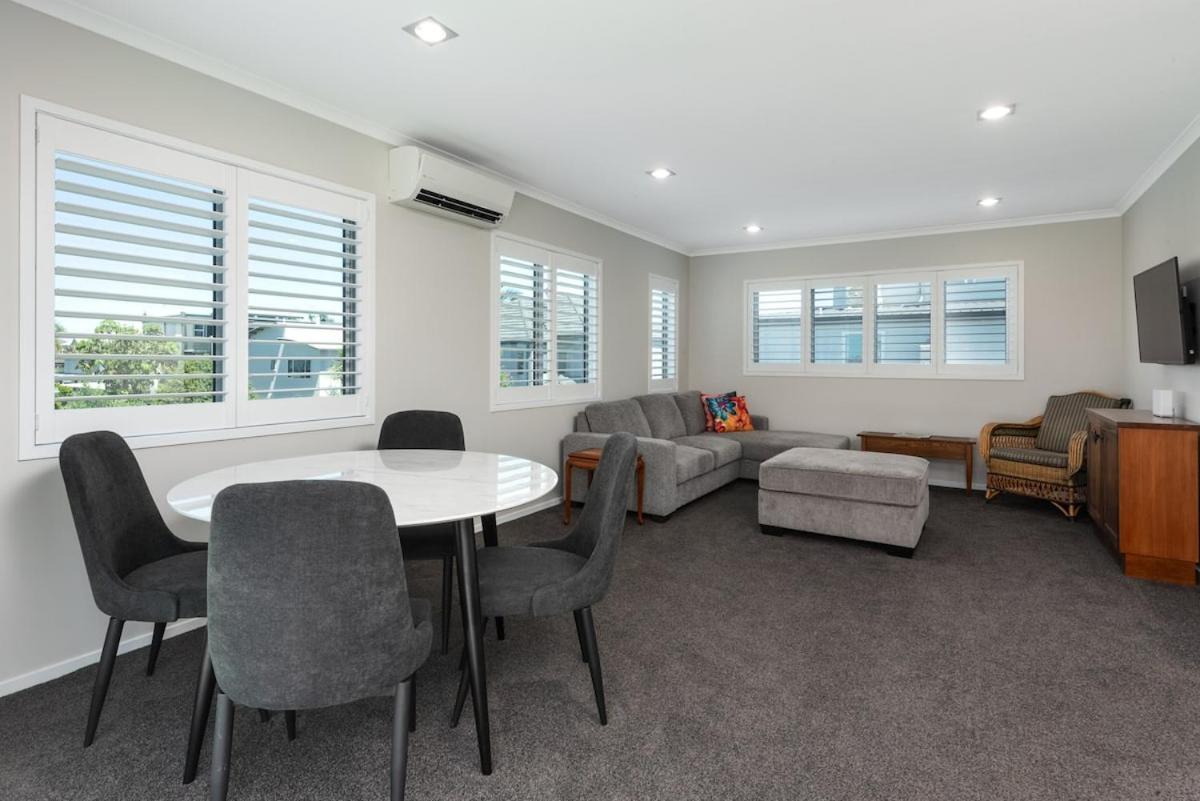 Modern Marine Parade Apartment Mount Maunganui Εξωτερικό φωτογραφία